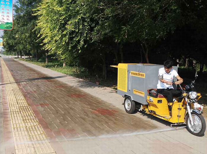 <font color='#0033CC'>三輪高壓清洗車(chē)2815</font>