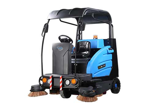 <font color='#333333'>容恩駕駛掃地車(chē)R-PQS</font>